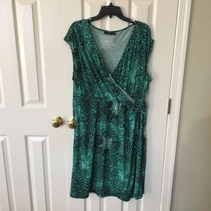 Avenue Plus Size Green & Black Floral Dress 2X